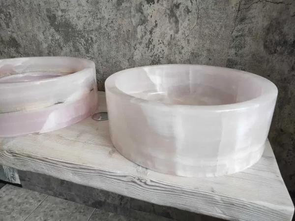 Par dizajnerskih umivaonika od Pink Onyx mramora promjera 45 cm 5