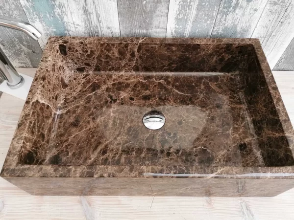 Pravokutni umivaonik od emperador mramora dimenzija 60x40 cm