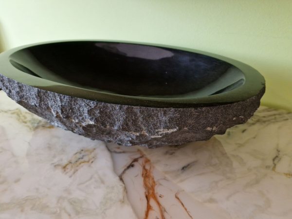 Ručno obrađeni granitni umivaonik dimenzija 56x36 cm 11