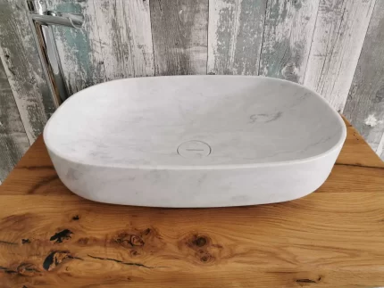 Ovalni mramorni umivaonik od Carrara mramora  dužine