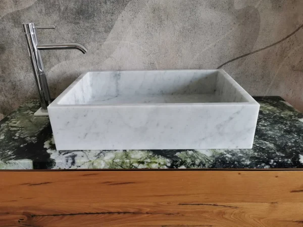 Umivaonik od Carrara mramora dimenzija 60x40 cm 167