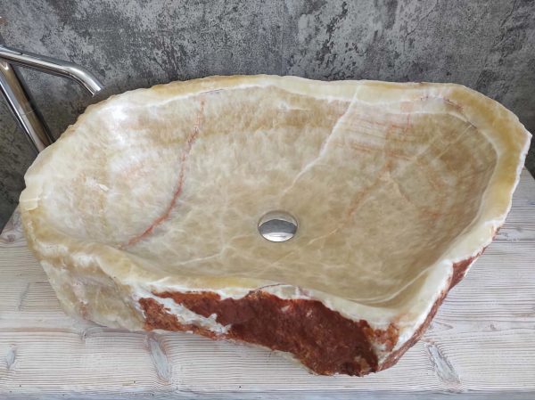 Umivaonik od oniksa onyx sink washbasin rustic bathroom kupaonica rustikalna kupaonica