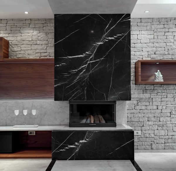 Moderni mramorni kamin black marble